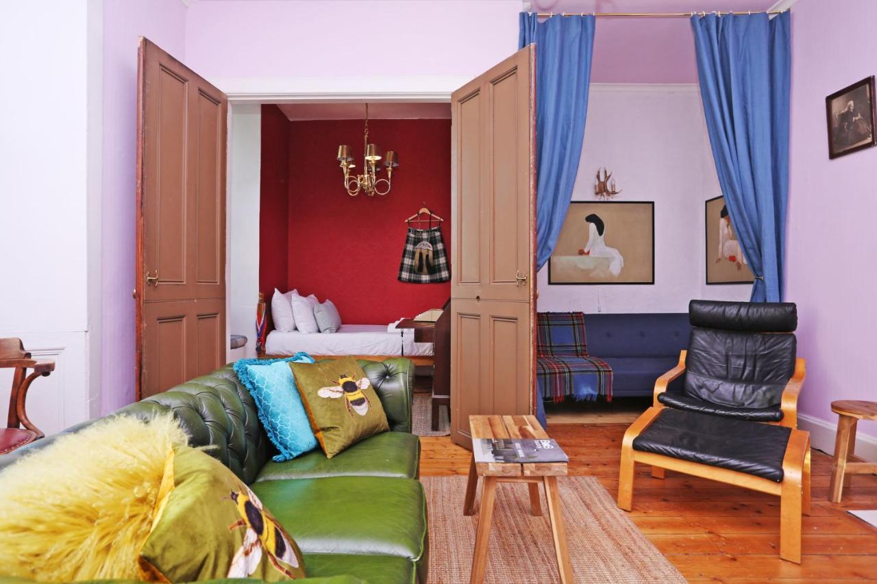 Joivy Iconic Colorful Home On The Royal Mile Edimburgo Esterno foto
